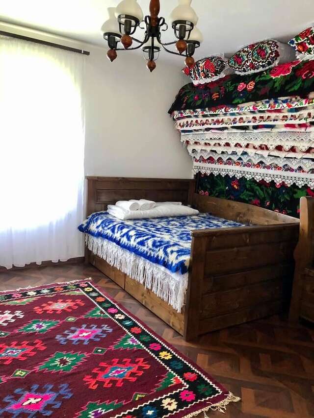 Гостевой дом Conacul Lupilor Satu Şugatag-11